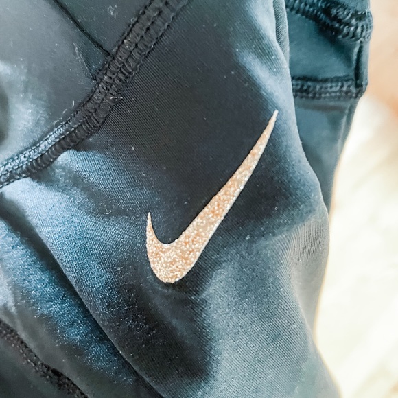 Nike Pro Warm Dri-Fit training shirt - Picture 6 of 7